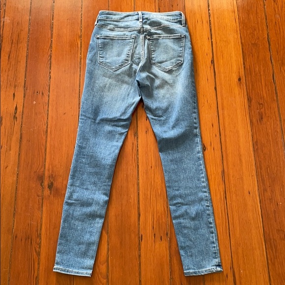 Women’s Ankle Skinny Jeans - Picture 4 of 4